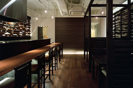 天然木を使ったアジアンリゾート風店舗 新築内装